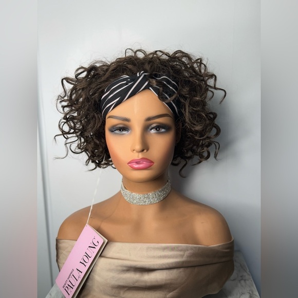 Scarf Headband Curly Hair Brown Wig  - Short hair relistic look - Picture 3 of 7